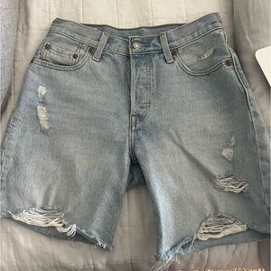 Levi premium low rise short mid calf